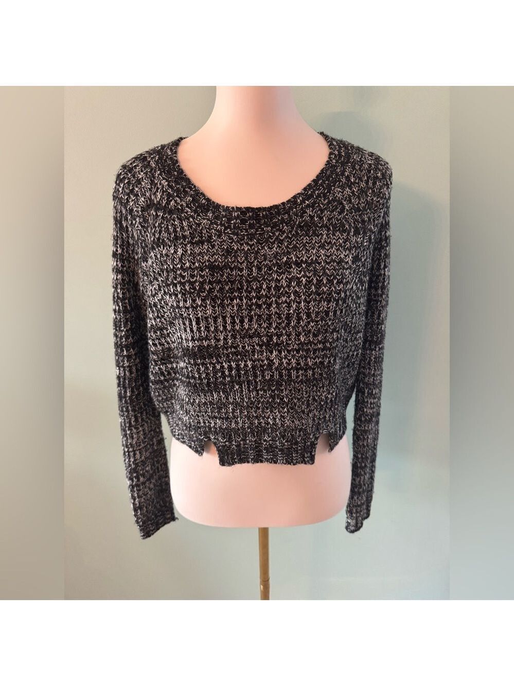Charlotte Russe Black and White Crew Neck Sweater, Medium